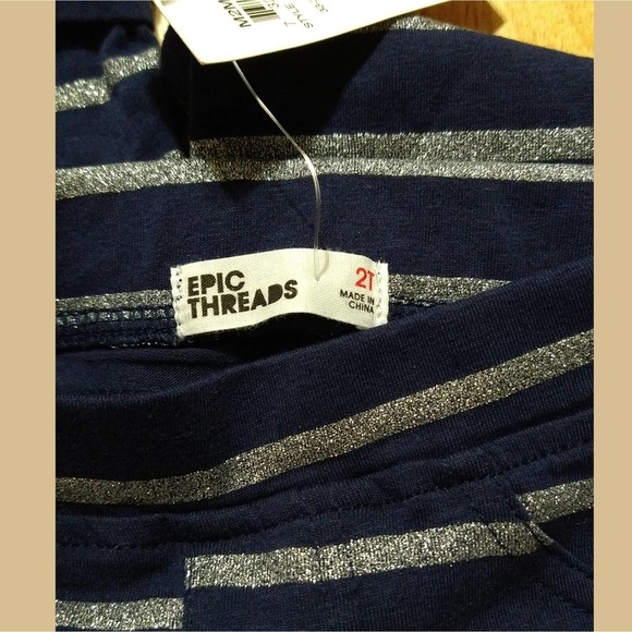 Epic Threads Little Girls Silver Striped & Navy Blue Bermuda Shorts, 2T - Picture 5 of 5